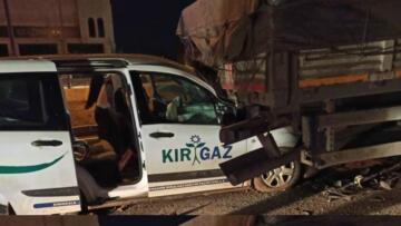 KINDAM KAVŞAĞINDA KAZA 2 YARALI