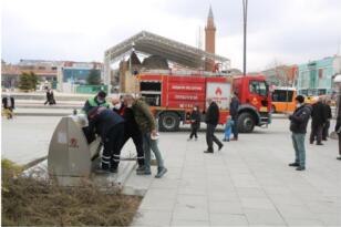 İTFAİYE EKİPLERİ OLASI YANGINI ÖNLEDİ