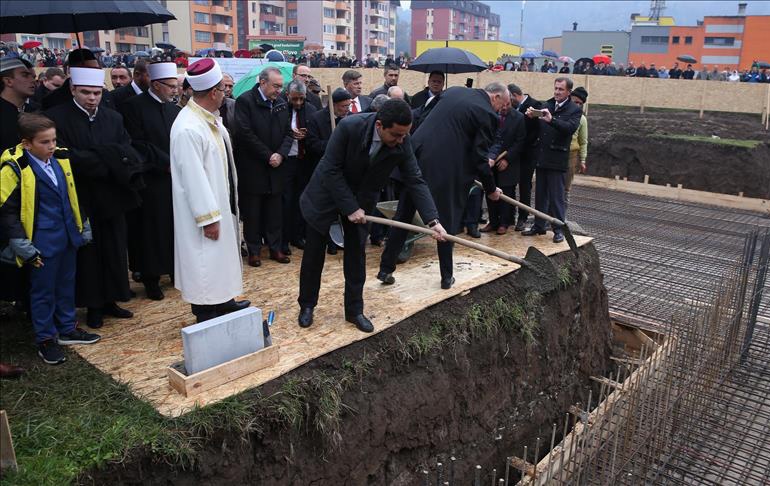 Bosna Hersek’in Olovo kentinde yapımı duran Ahi Evran Veli Kırşehir