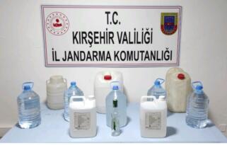 KIRŞEHİR’DE 55 LİTRE SAHTE ALKOL ELE GEÇİRİLDİ