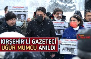CHP HEYETİ UĞUR MUMCU’YU ANITI BAŞINDA ANDI