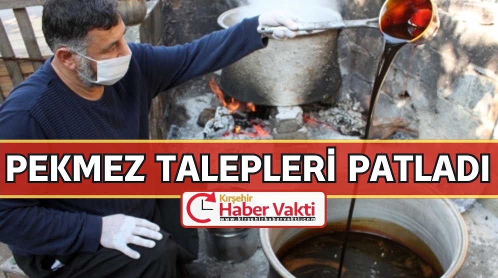 VATANDAŞ KAŞIK KAŞIK PEKMEZ İÇİYOR