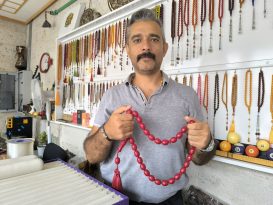 TESBİHTE İLGİ EN ÇOK KEHRİBARA