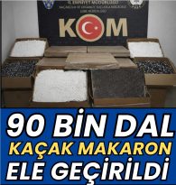TEPSİ TEPSİ KAÇAK MAKARON ELE GEÇİRİLDİ